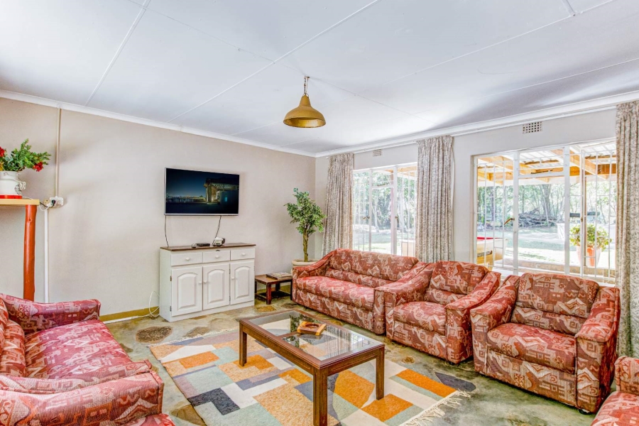 15 Bedroom Property for Sale in Hekpoort North West